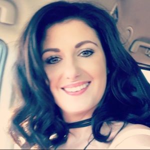 Meet your Posher, Chrystal